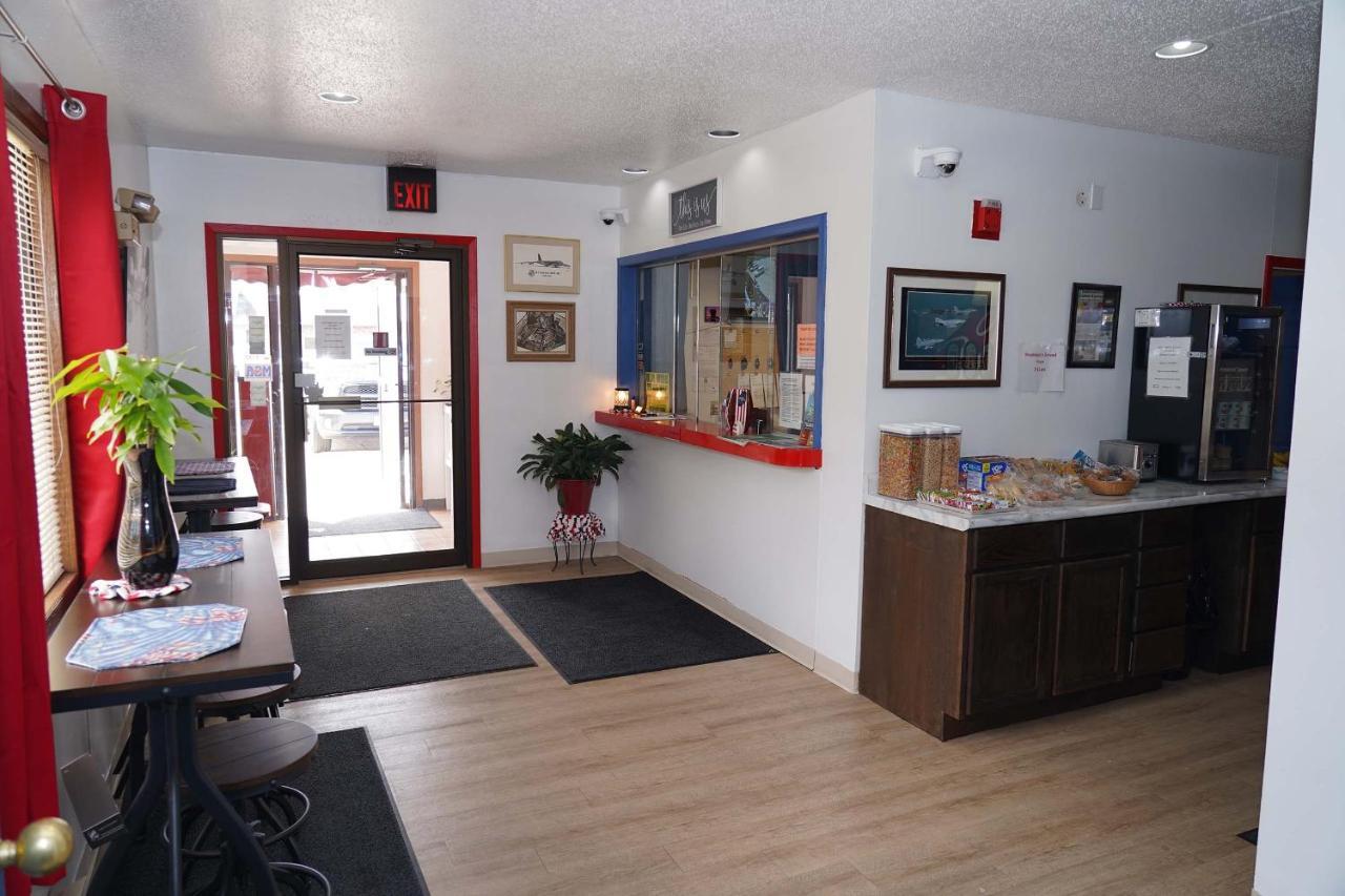 Gwinn Model Towne Inn Motel المظهر الخارجي الصورة