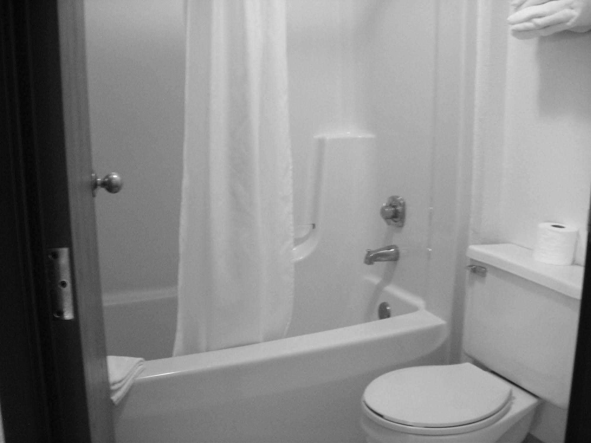 Gwinn Model Towne Inn Motel المظهر الخارجي الصورة